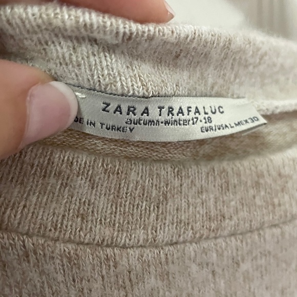 SOLD Zara Trafaluc Soft Touch Faux Pearl Sweater - Picture 4 of 4